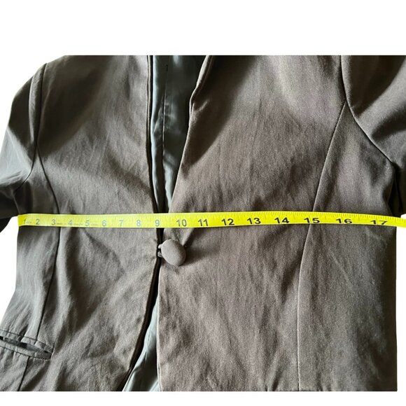 🌸4/$50🌸 Vintage-Inspired Cropped Lined Jacket - Picture 12 of 15